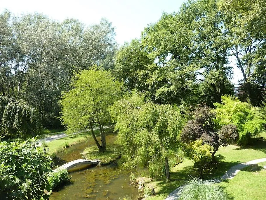 Holiday home Studio En Pleine Nature Avec Balneo Proche Du Lac Anthy-sur-Leman